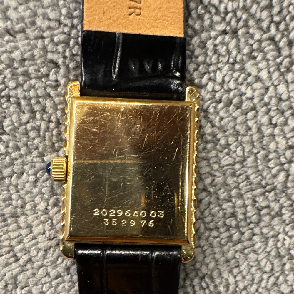 Elegant Black Leather Strap Women's Watch with Gold Rectangular Case - Picture 4 of 4